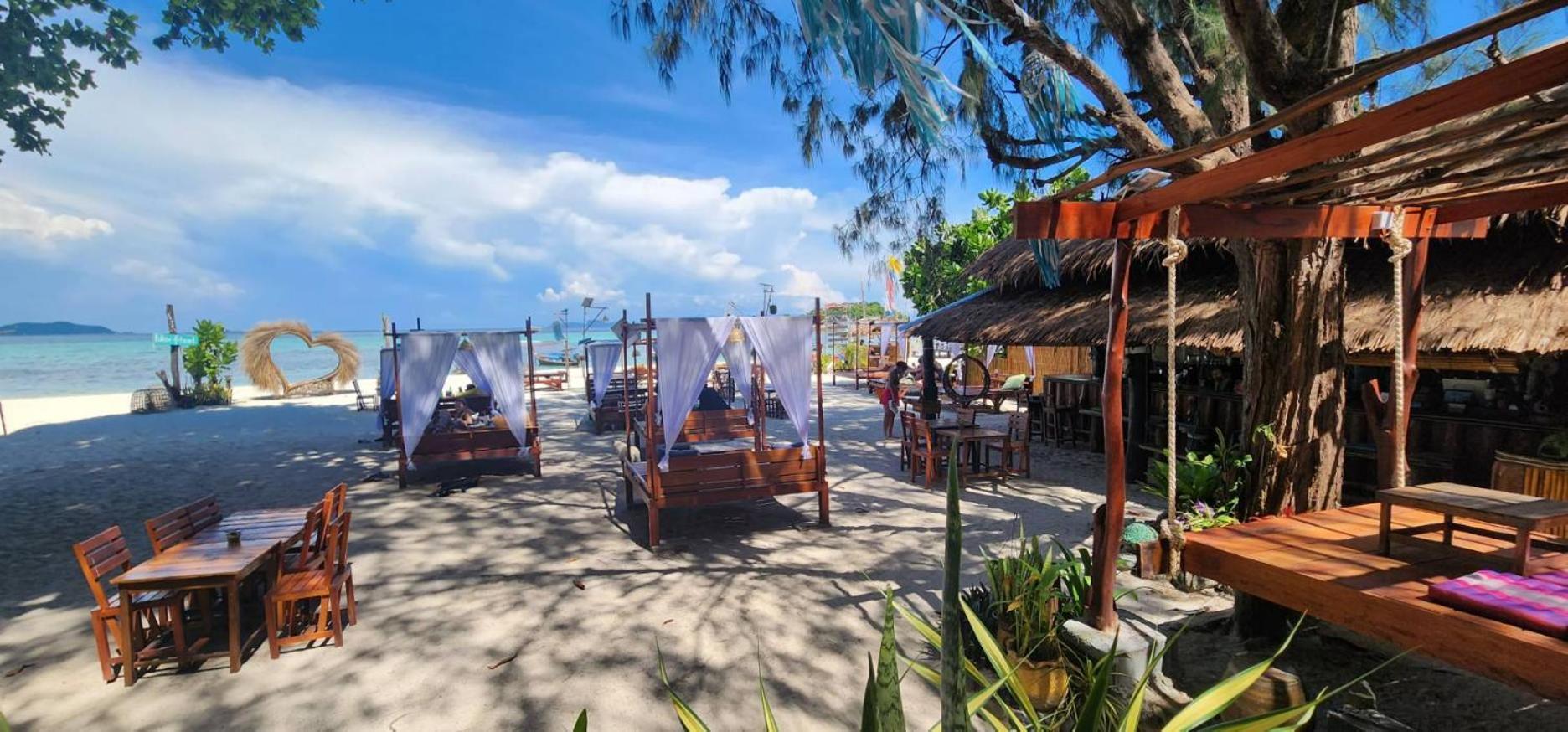 Lipe Beach Resort Ngoại thất bức ảnh