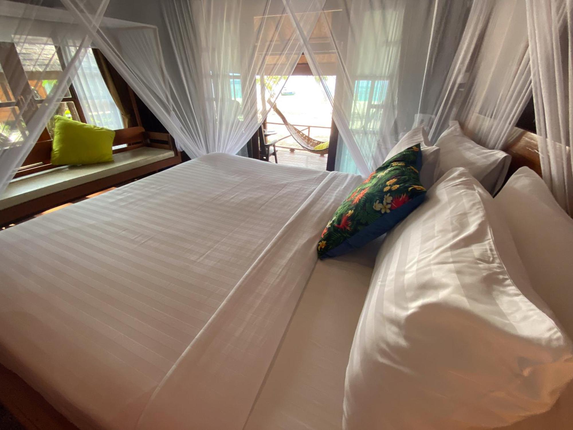 Lipe Beach Resort Ngoại thất bức ảnh