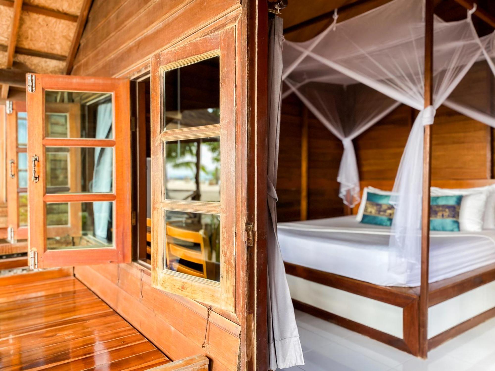 Lipe Beach Resort Ngoại thất bức ảnh